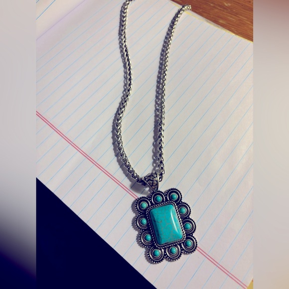 Turquoise Blue Long Chain Necklace Brand New - Picture 1 of 1